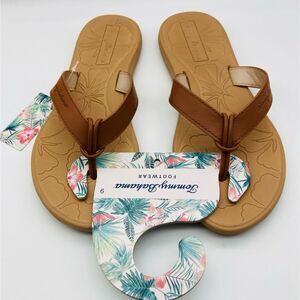 NWT Tommy Bahama Women’s Brown Sandals 9